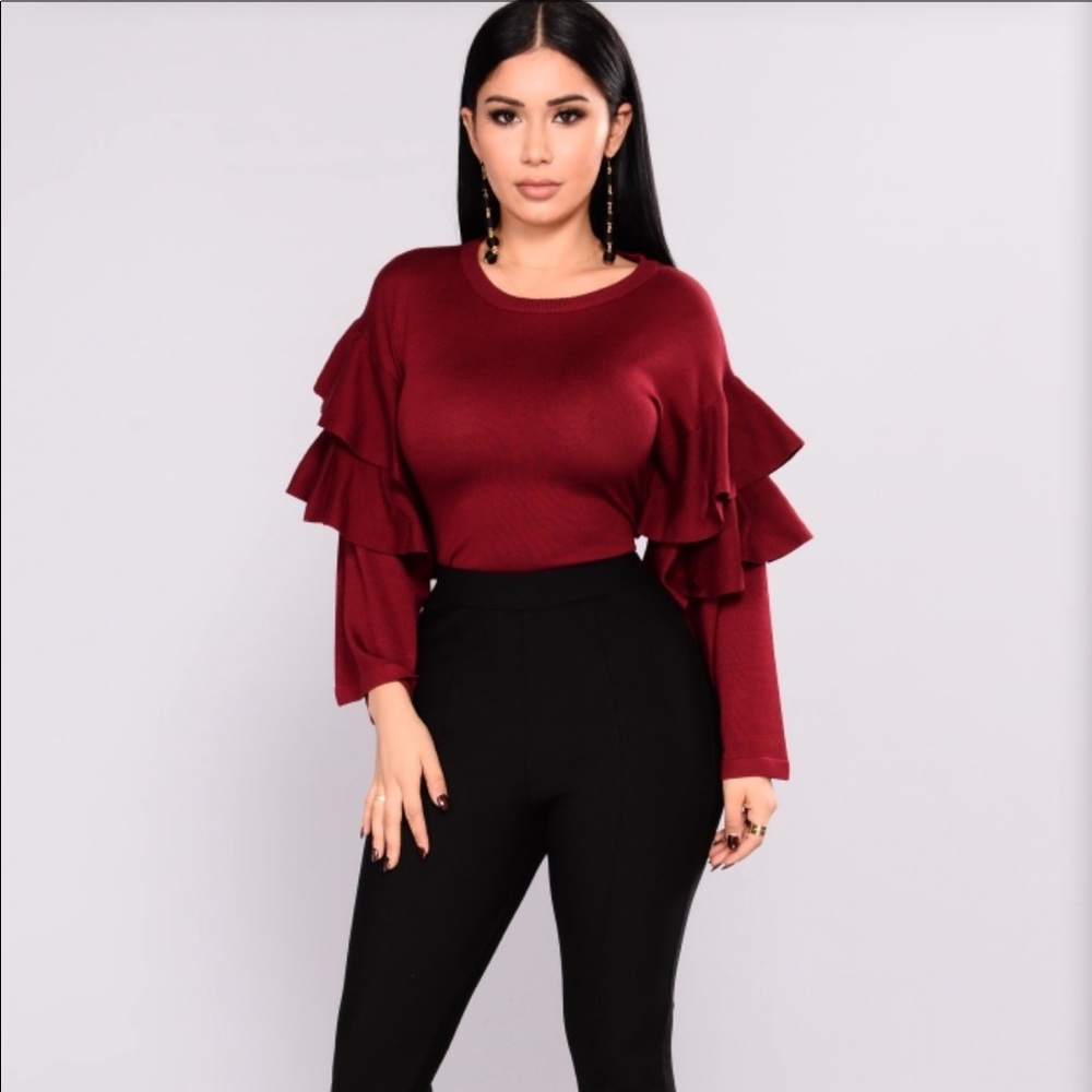 Cloud Nine Tiered Sweater - Burgundy